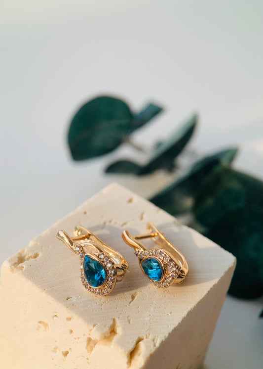 18K Gold Blue Ocean Eyes Diamond Earrings