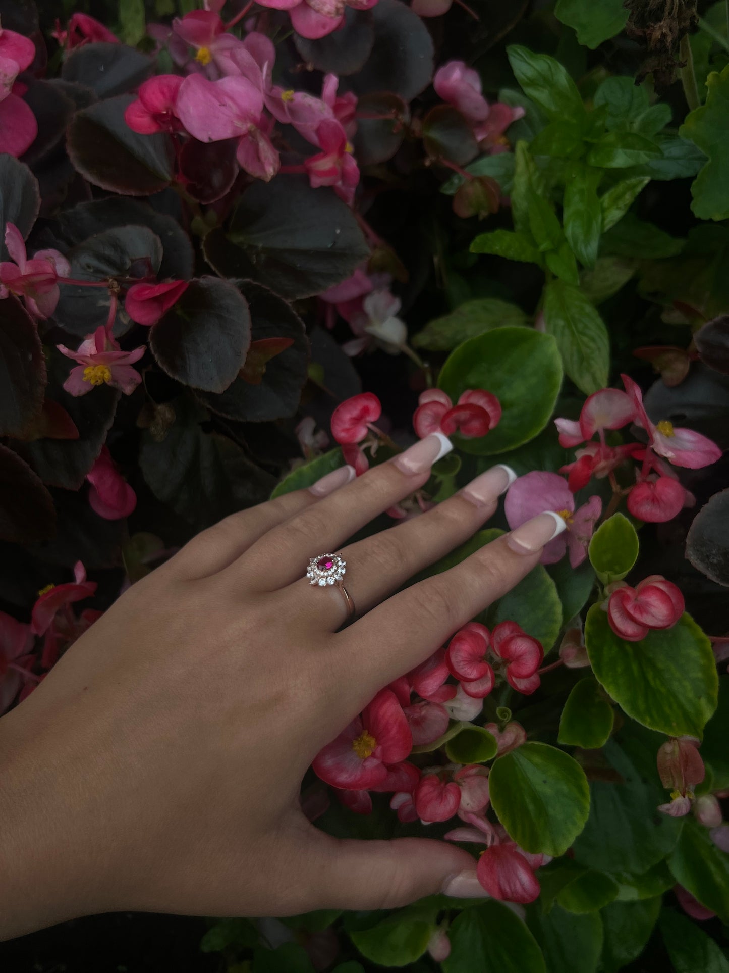 Rose Gold Pink Diamond Incrested Ring